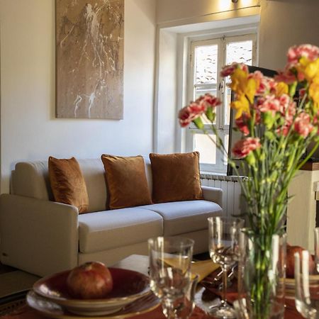 La Mansardina Beccheria Central Apartment 1 Double Bedroom, 1 Sofa Bed ルッカ エクステリア 写真
